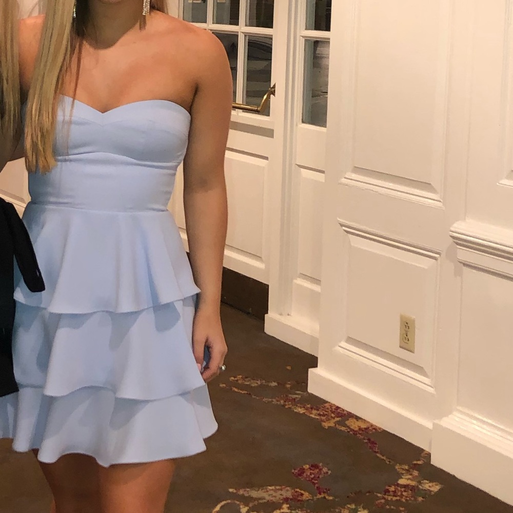 AMANDA UPRICHARD- baby blue strapless ruffle tiered dress.